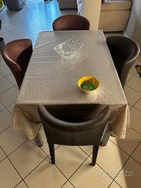 Tavolo per cucina in vetro con 4 sedie