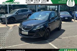 Lancia Ypsilon 1.0 firefly hybrid Silver s&s 70cv