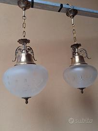 Coppia lampadari sospensione '70s ottone e vetro