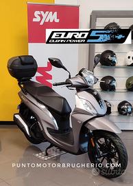 Symphony 125 St E5 Plus Con Bauletto e Parabrezza
