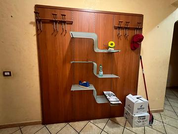 Appendi abiti  zona ostia