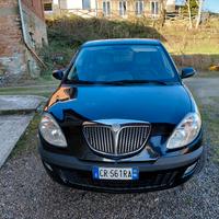 Lancia Y 1.2-  anno  2004 - benzina - Km 184000