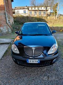 Lancia Y 1.2-  anno  2004 - benzina - Km 184000