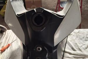 KTM 690 duke serbatoio