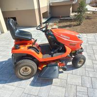 trattorino tagliaerba Kubota 