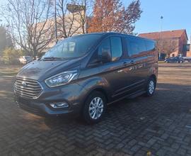 Ford Tourneo Custom Tourneo Custom 320 2.0 TDCi 13