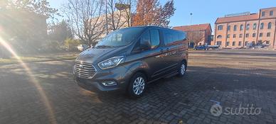 Ford Tourneo Custom Tourneo Custom 320 2.0 TDCi 13