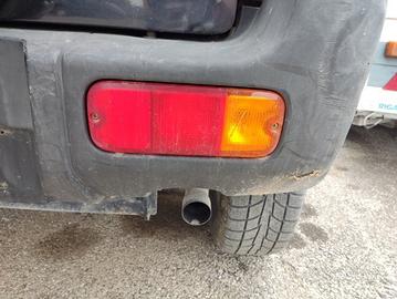 Fanale post dx paraurti SUZUKI JIMNY del 2005