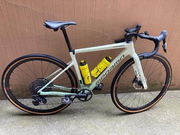 Megamo Silk 05 - primavera 2024