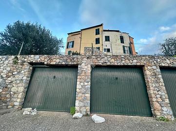 4 LOCALI A CALICE LIGURE