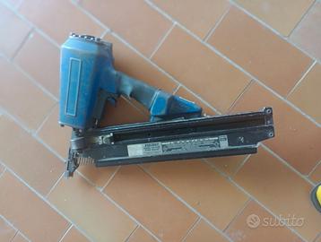 Chiodatrice a stecche chiodo 100mm