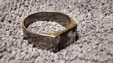 Anello vintage con iniziali incise – stile signet 
