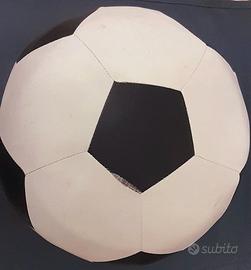 Pouf a forma di pallone