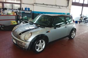 mini Cooper 2002 con motore sostituito 50000 km