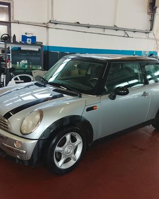 mini Cooper 2002 con motore sostituito 50000 km