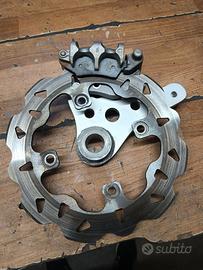 Pinza e disco post. e copripignone Buell S1-M2-X1