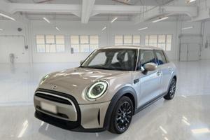 MINI COOPER CLASSIC AUTO 5 PORTE BERLINA