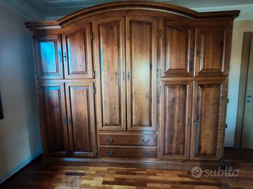 Camera matrimoniale  in legno noce nazionale