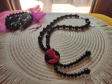 collana in onice e cammeo in resina
