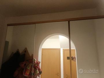 armadio con porte specchio 