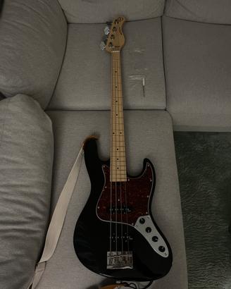 Basso elettrico Roger Sadowsky “Metro Express”