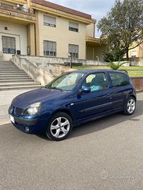 Renault Clio 1.2 16v 2002