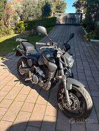 Yamaha MT03 650cc  patente A2