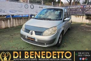 RENAULT Scénic 1.5 dCi 82 CV Confort Dynamique