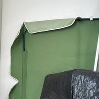 Dondolo da esterno e tavolo e sedie in ferro