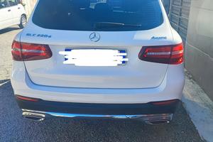 Mercedes Benz GLC 220 D 4 MATIC