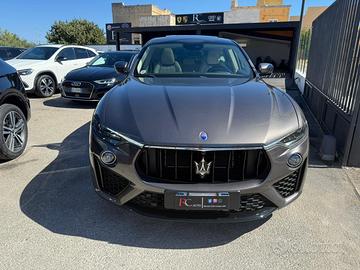 Maserati Levante V6 AWD Gransport Motore Ferrari