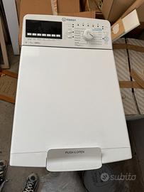 Lavatrice push&open Indesit