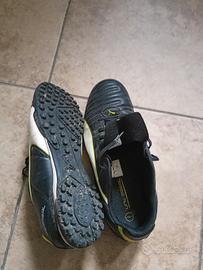 scarpe calcetto