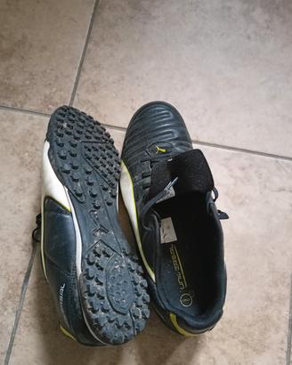 scarpe calcetto
