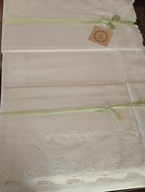 set lenzuola matrimoniale reale ricamo Svizzero