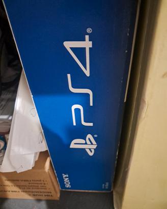  ps4 con 2 controller e 5 giochi