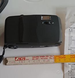 Macchina fotografica analogica