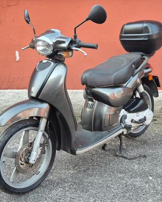 Aprilia Scarabeo 50 4T