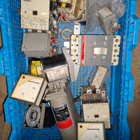 relè, voltometro 250V, voltom. 400A, temporizzator