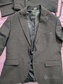 Completo formale Kenneth Street