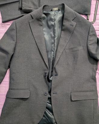 Completo formale Kenneth Street