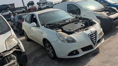 ALFA ROMEO GIULIETTA 2009-2013 2.0 JTDm-2 5 Porte