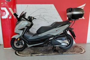 Honda Forza 350