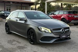 MERCEDES-BENZ A 180 d Automatic Premium