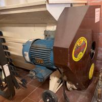 Pigiatrice-diraspatrice per uva