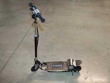 Monopattino elettrico Homcom per bambini 120W 