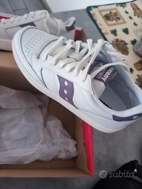 saucony  nuove mai usate donna 