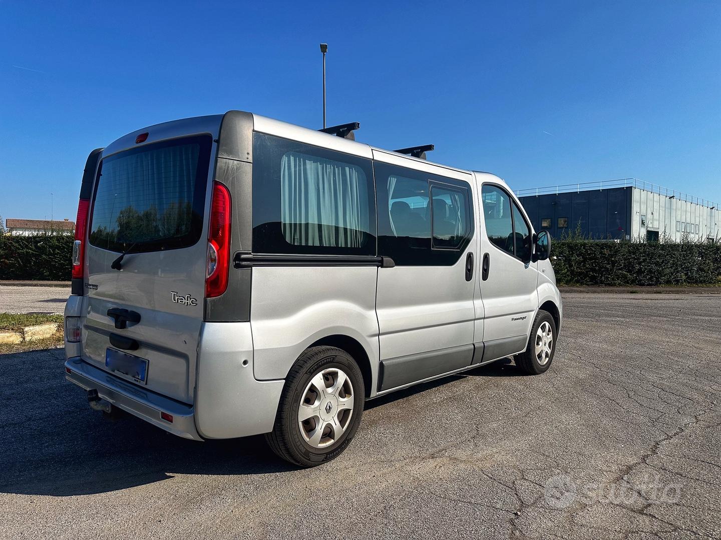 Renault Trafic semi camperizzato - Caravan e Camper In vendita a Treviso