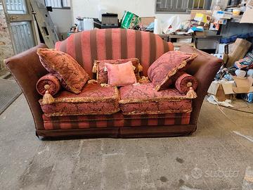 DIVANO STILE BAROCCO STOFFA ELEGANTE