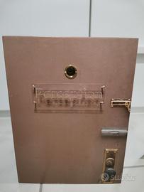 cofanetto doors